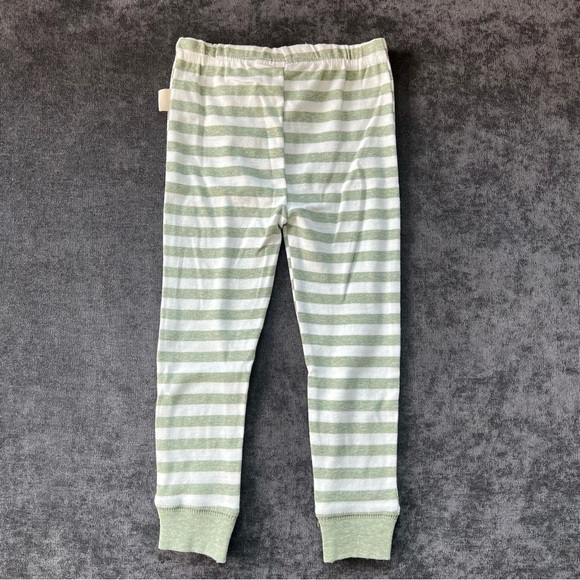 NWT Rabbit + Bear Pajamas Size 2T - Picture 9 of 9